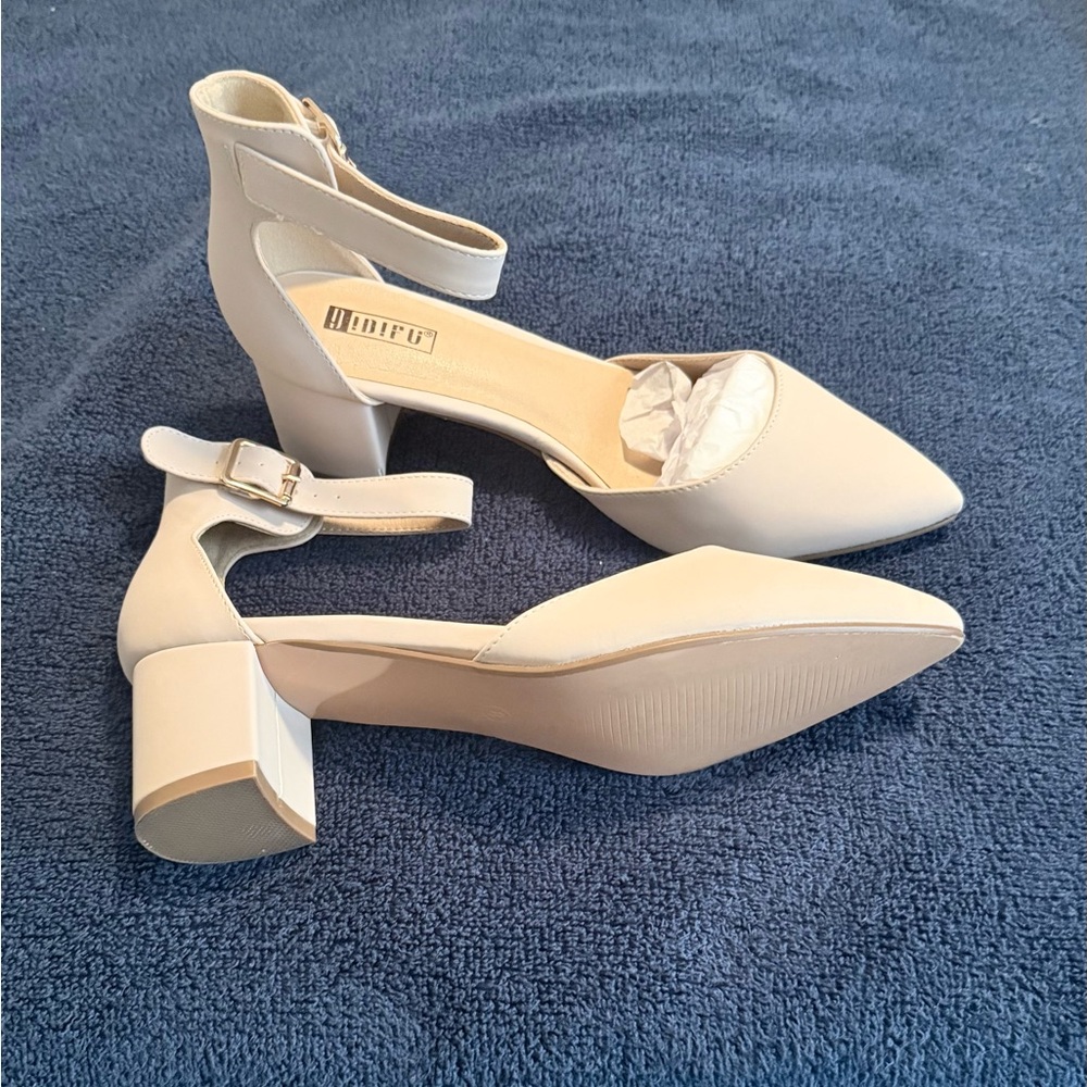 IDIFU Cream Ankle Strap Block Heels